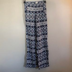 Flowy, wide leg pants